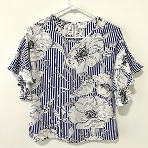 SIERRA SKY Striped Blue and White Floral Top Ruffled sleeves Size S
